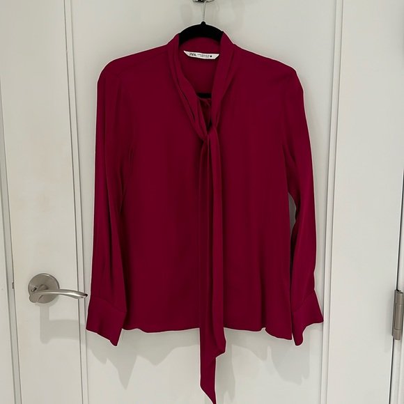 Zara raspberry tied blouse. Size Medium. NWOT. - Picture 2 of 6